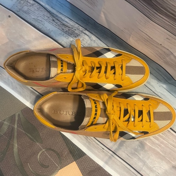 Burberry Sz 41 check sneakers in great condition 🔥EUC🔥 - Picture 12 of 14